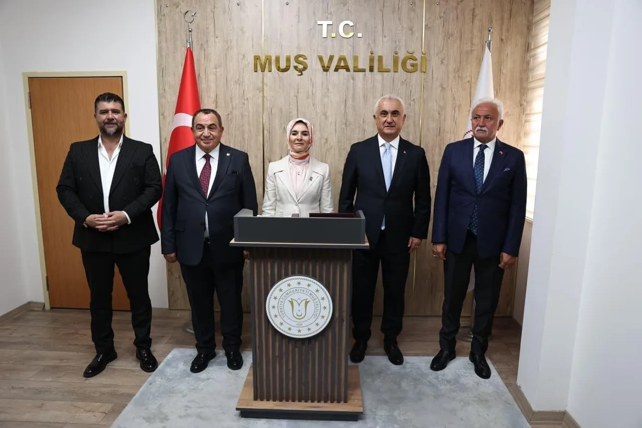 BAKAN GÖKTAŞ VALİLİĞİ ZİYARET ETTİ