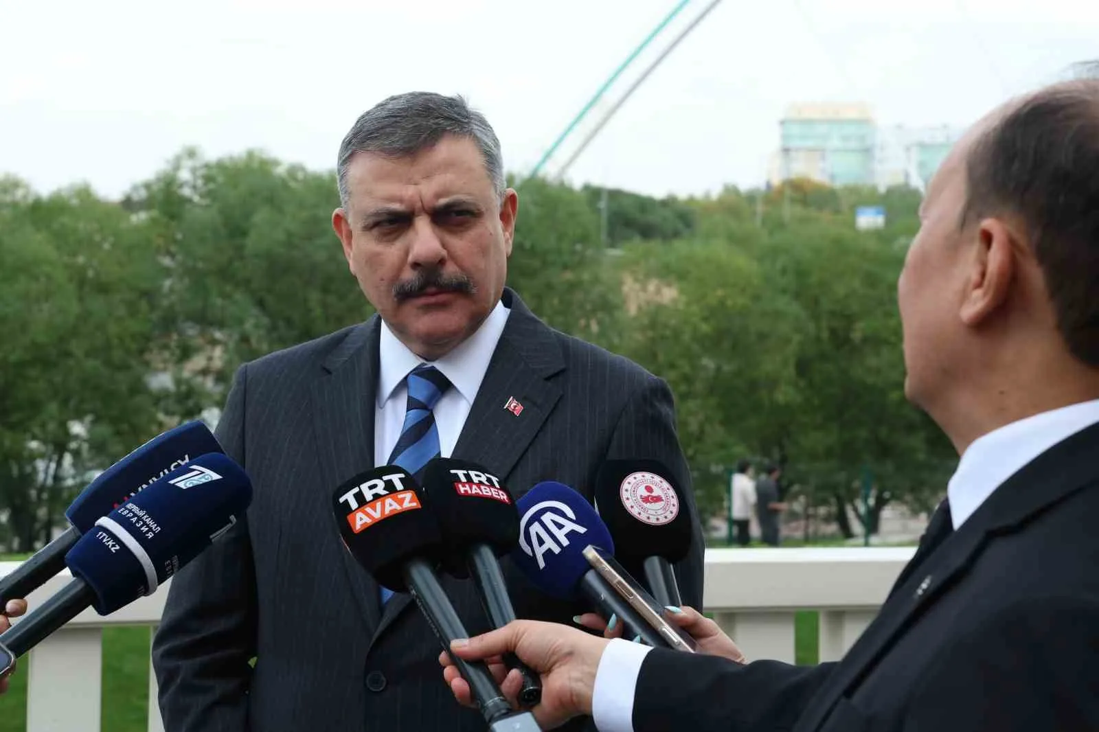 İÇİŞLERİ BAKANI MUSTAFA ÇİFTÇİ, TÜRK DEVLETLERİ TEŞKİLATI 3. İÇİŞLERİ BAKANLARI TOPLANTISI’NIN ARDINDAN YAPTIĞI AÇIKLAMADA, "TÜRK DEVLETLERİ ARASINDA INTERPOL VE EUROPOL BENZERİ BİR TEŞKİLAT OLAN TÜRKPOL’UN KURULMASI KONUSUNU BİR TEKLİF OLARAK DİLE GETİRDİM. GEREK KAZAKİSTAN TARAFI GEREKSE AZERBAYCAN, KIRGIZİSTAN VE ÖZBEKİSTAN İÇİŞLERİ BAKANLARIMIZ DA BU KONUYA OLDUKÇA OLUMLU YAKLAŞTILAR" DEDİ.