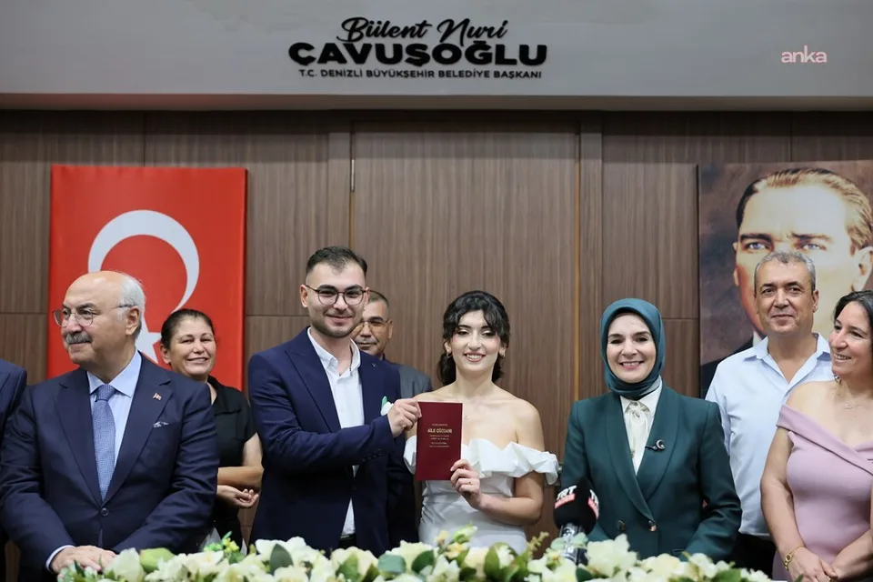 Mahinur Özdemir Göktaş: 18 bin gence ödeme yapıldı