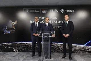 TÜRKİYE’NİN İLK DERİN UZAY GÖREVİ KAPSAMINDA GELİŞTİRİLEN AY UZAY ARACI’NIN ÜRETİM, MONTAJ VE ENTEGRASYON ÇALIŞMALARI TAMAMLANDI.