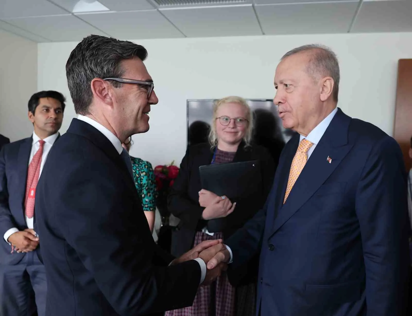 ABD BAŞKANI DONALD TRUMP, İNGİLTERE BAŞBAKANI ANDY BURNHAM İLE BİR ARAYA GELDİ.