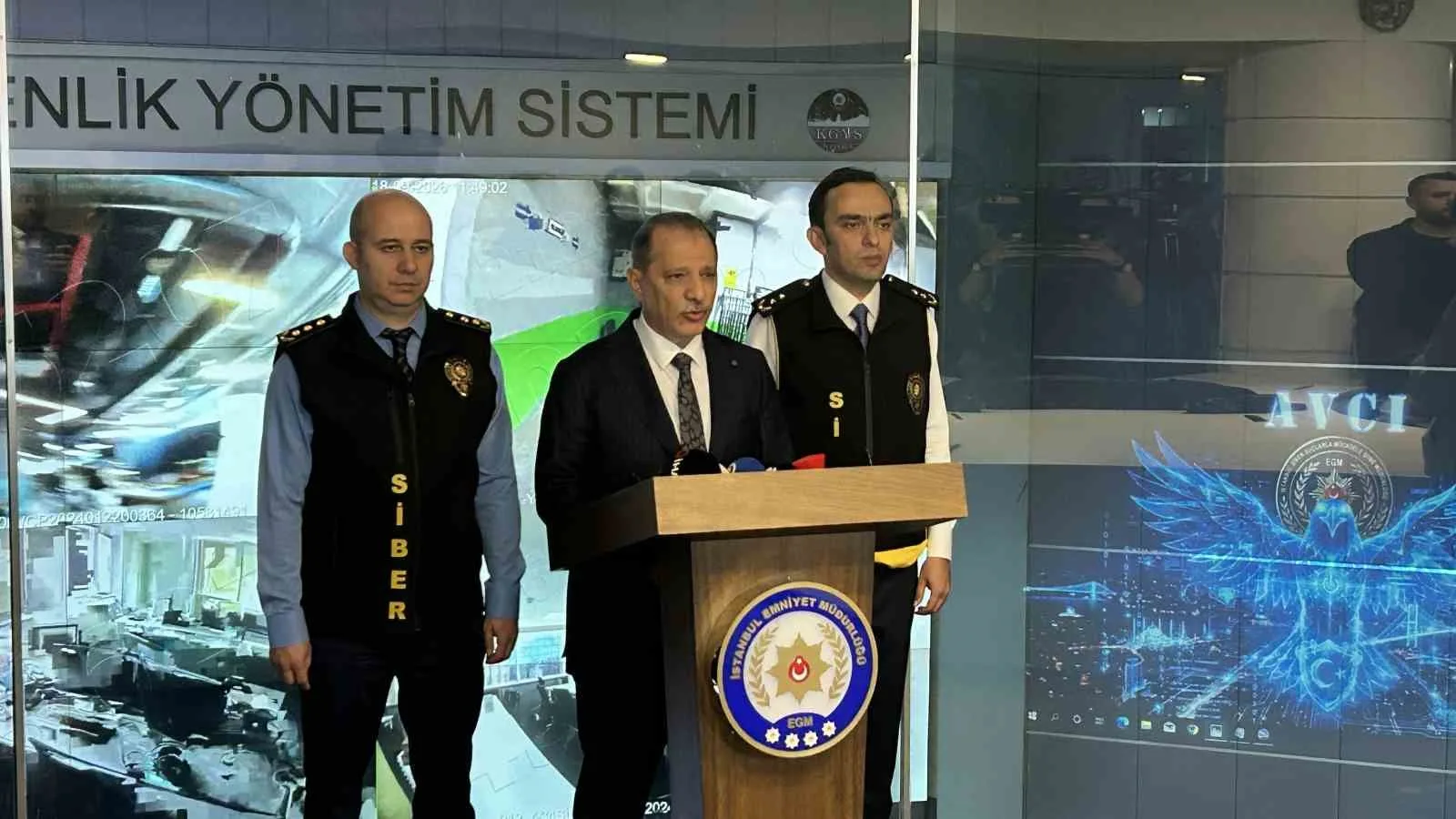 İSTANBUL EMNİYET MÜDÜRÜ SELAMİ YILDIZ AÇIKLAMALARDA BULUNDU