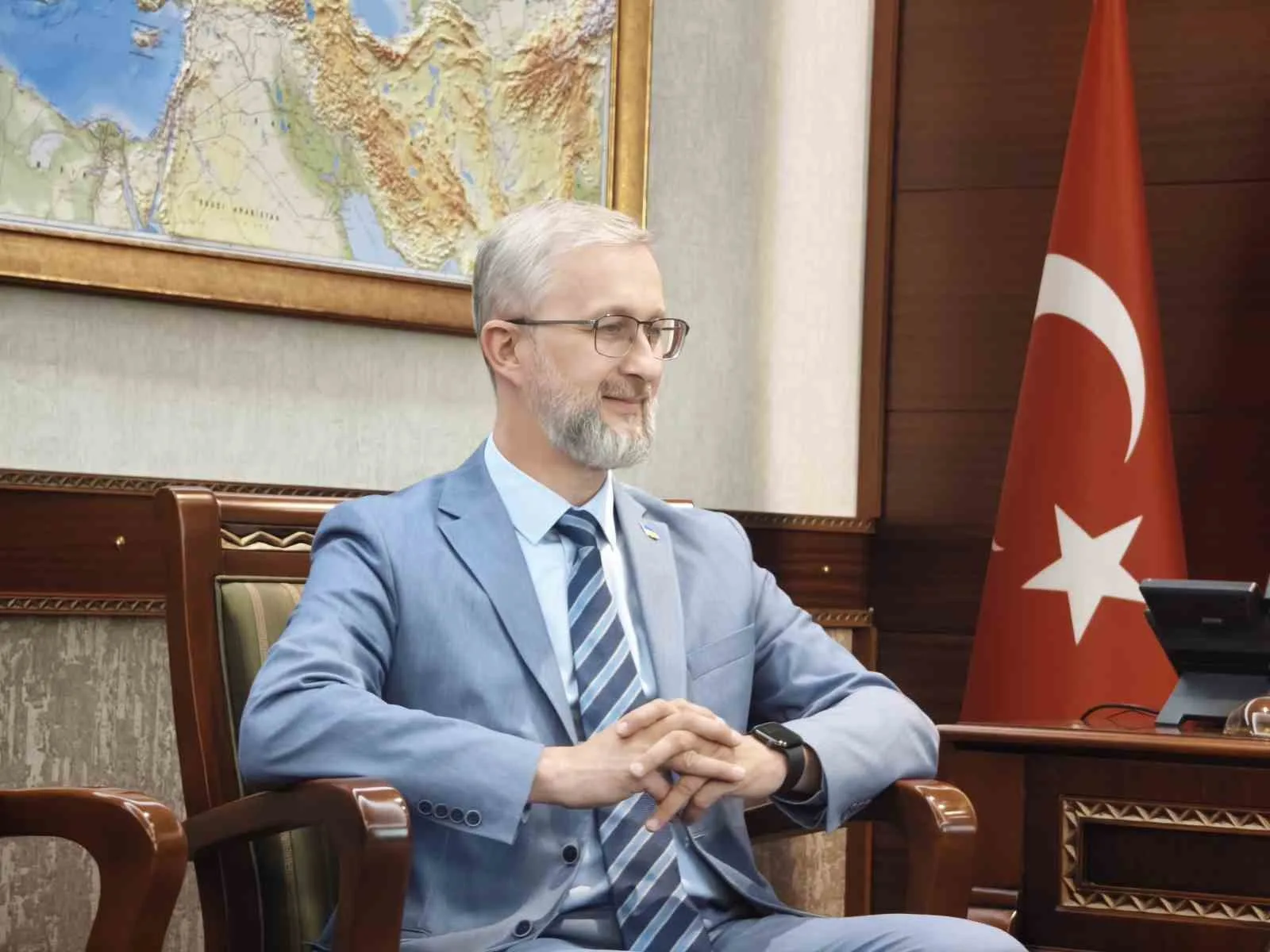 UKRAYNA'NIN ANKARA BÜYÜKELÇİSİ NARİMAN CELALOV
