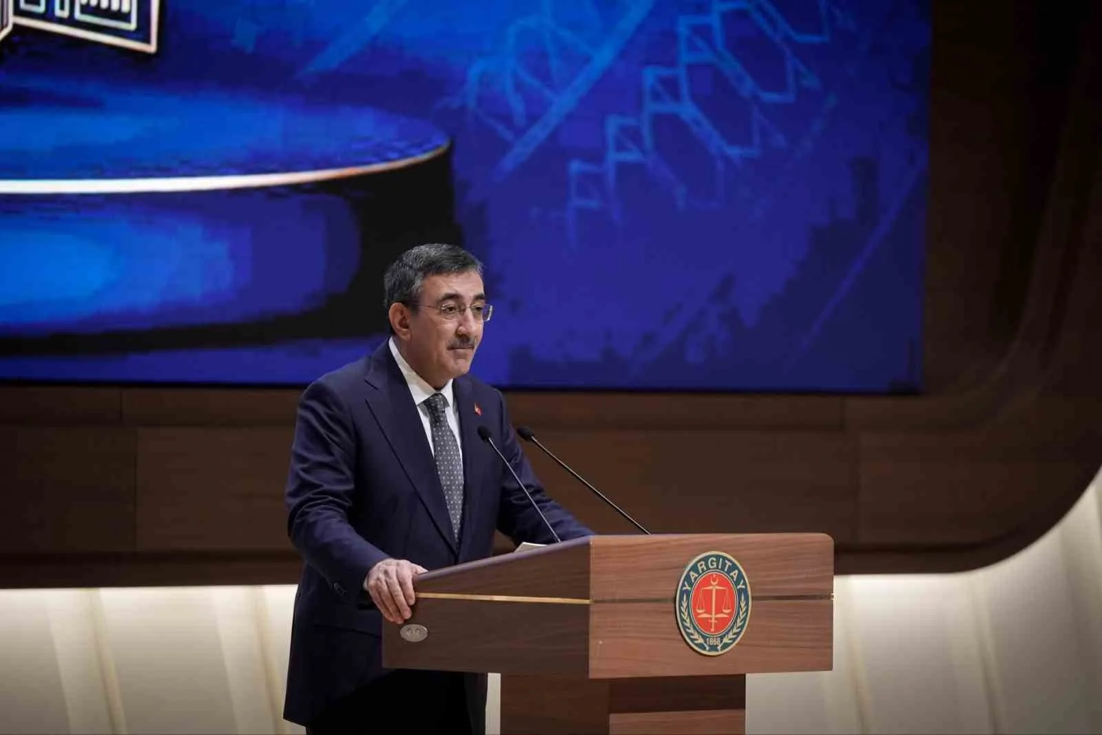 CUMHURBAŞKANI YARDIMCISI CEVDET YILMAZ, 2026-2027 ADLİ YILI AÇILIŞ TÖRENİ'NDE KONUŞTU