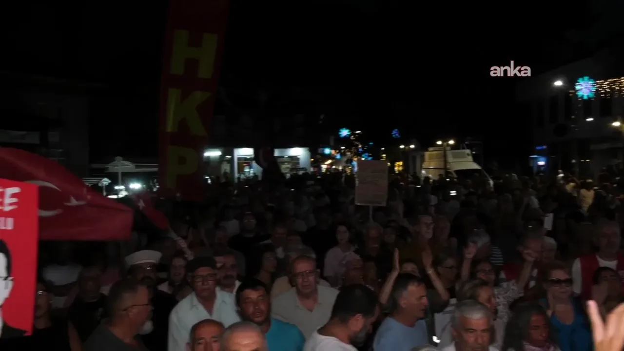 Sacit Terzi'nin AK Parti'ye geçişi Şile'de protesto edildi — fotoğraf 3