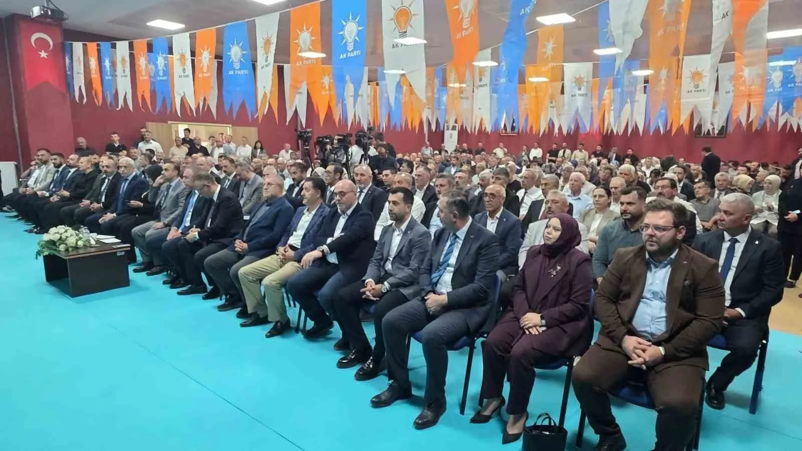 K PARTİ KÜTAHYA GENİŞLETİLMİŞ İL DANIŞMA MECLİSİ TOPLANTISI YAPILDI