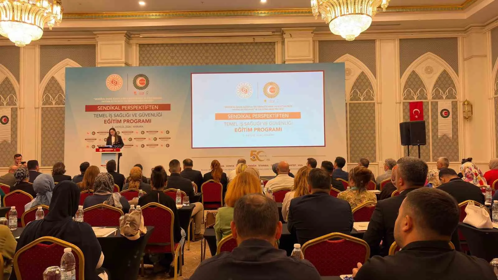 HAK-İŞ KONFEDERASYONU TARAFINDAN, İŞ SAĞLIĞI VE GÜVENLİĞİ KAPASİTESİNİN VE KÜLTÜRÜNÜN YAYGINLAŞTIRILMASI VE GELİŞTİRİLMESİ AMACIYLA HAZIRLANAN "SENDİKAL BAKIŞ AÇISIYLA İSG KAPASİTESİNİN VE KÜLTÜRÜNÜN YAYGINLAŞTIRILMASI VE GELİŞTİRİLMESİ PROJESİ" KAPSAMINDA ANKARA'DA EĞİTİM PROGRAMI GERÇEKLEŞTİRİLDİ.