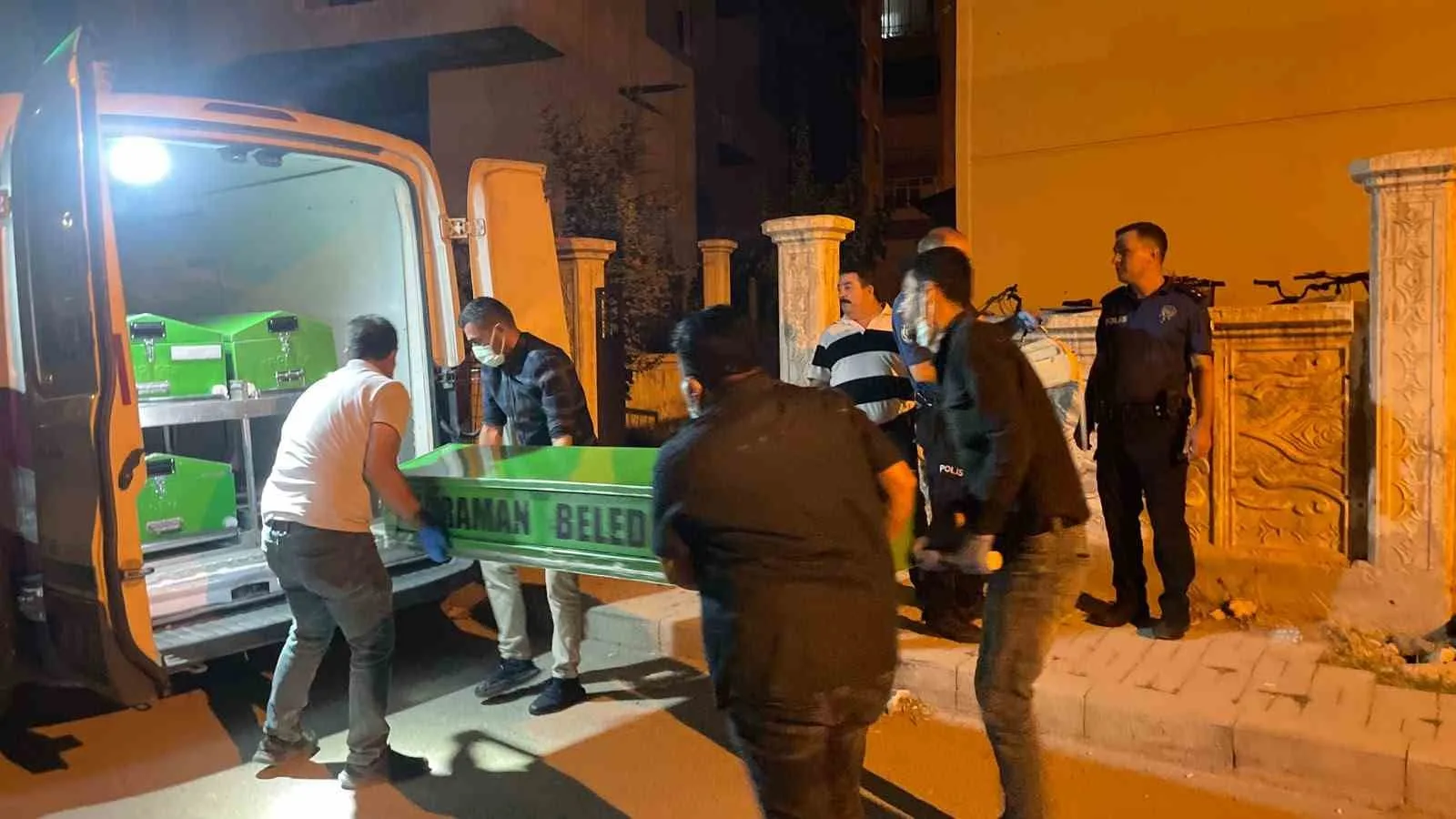 KARAMAN’DA YALNIZ YAŞAYAN 86 YAŞINDAKİ KADIN, EVİNDE ÖLÜ BULUNDU.