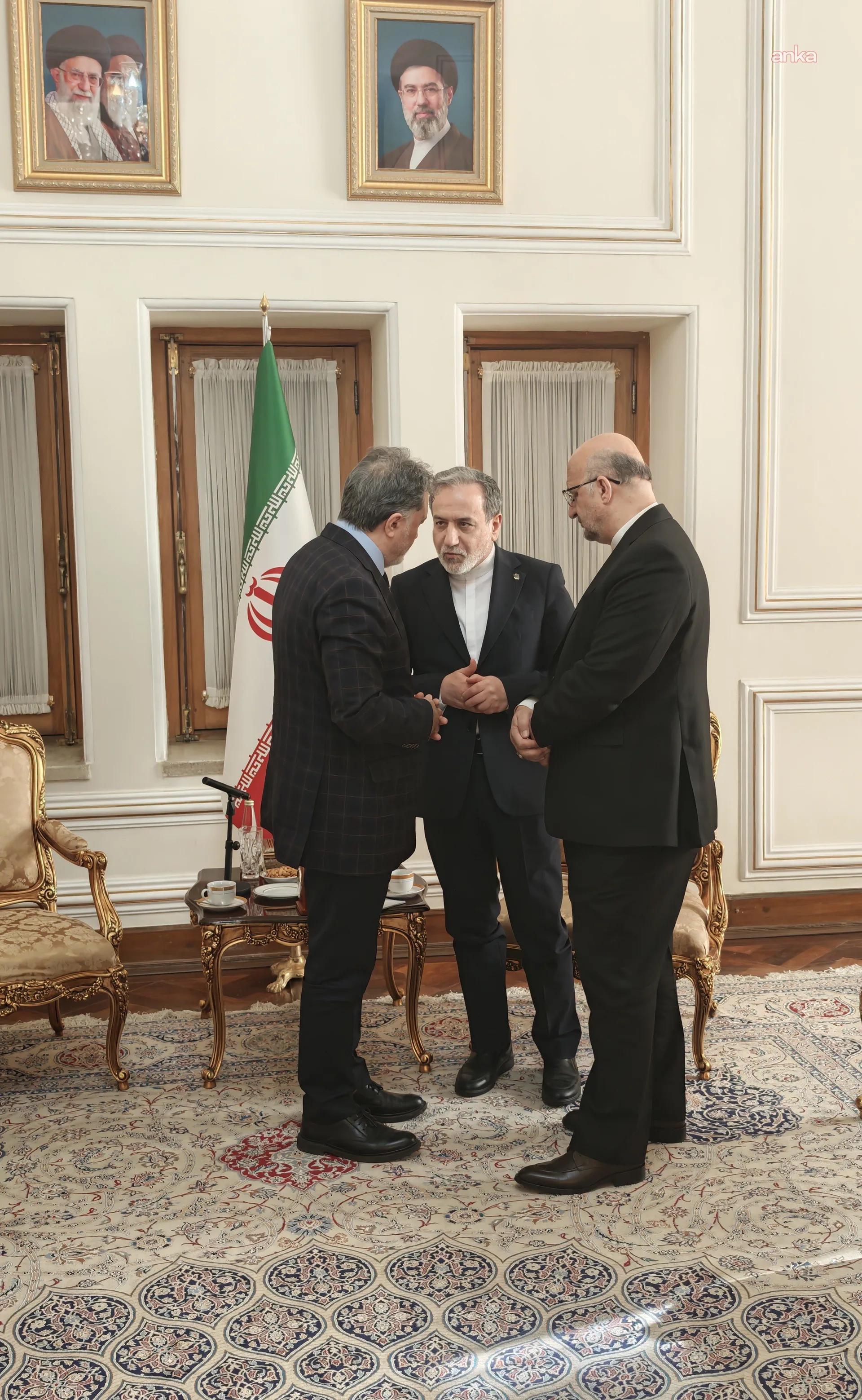 Hicabi Kırlangıç, Abbas Arakçi tarafından kabul edildi — fotoğraf 3