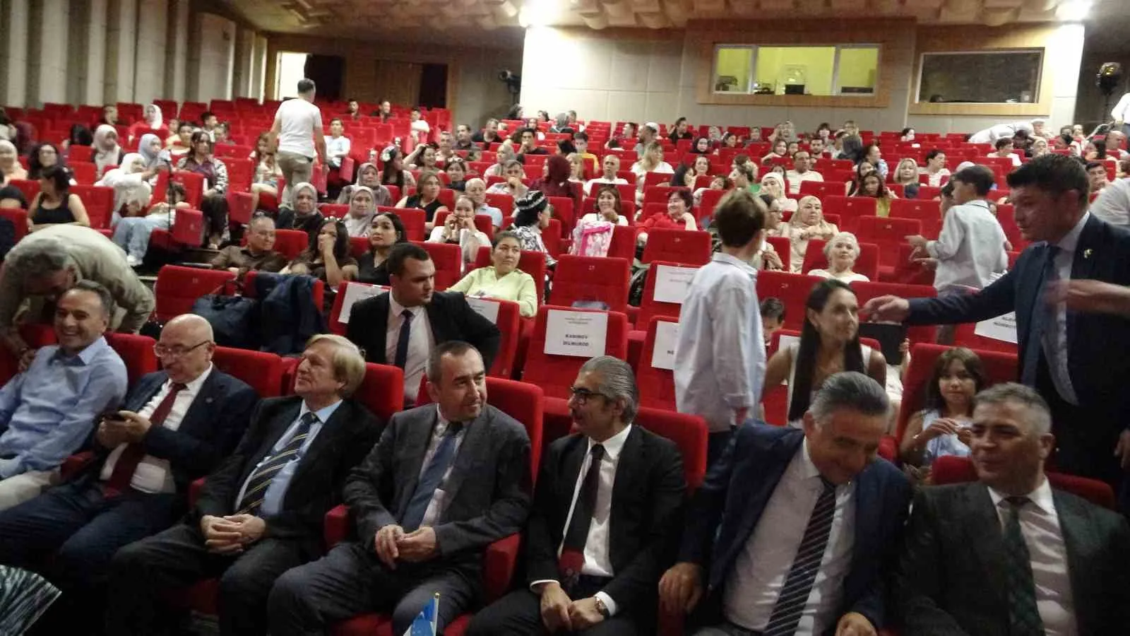 ÖZBEKİSTAN CUMHURİYETİ’NİN BAĞIMSIZLIĞININ 35. YIL DÖNÜMÜ, ANTALYA’DA DÜZENLENEN PROGRAMLA KUTLANDI.