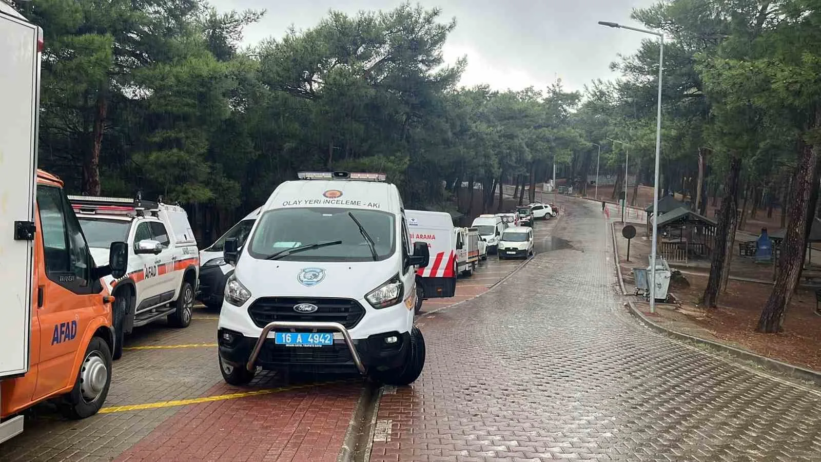 BURSA’DA ŞUBAT AYINDAN BERİ KAYIP OLARAK ARANAN ŞAHSIN CANSIZ BEDENİ, ATATÜRK KENT ORMANI’NDA ARAMA KURTARMA EKİPLERİ TARAFINDAN BULUNDU.
