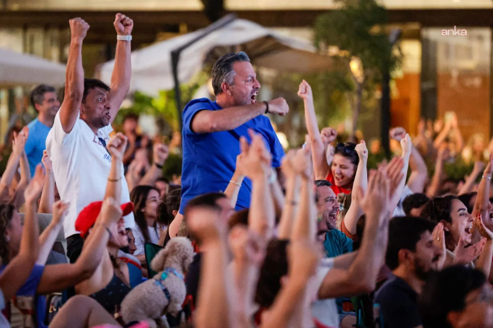 İzmir'de Filenin Sultanları'nın şampiyonluğu kutlandı — fotoğraf 2