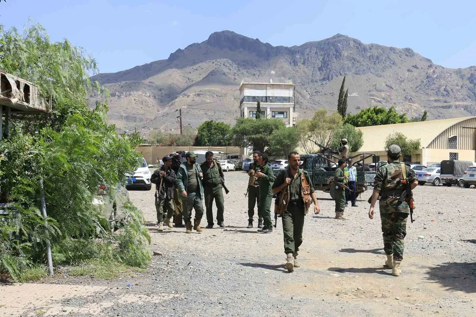 REUTERS HABER AJANSININ ÖZEL HABERİNE GÖRE ÇİN, SUUDİ ARABİSTAN'IN YAPTIĞI ÇAĞRI ÜZERİNE İRAN'DAN YEMEN'DEKİ HUSİ MİLİSLERİNİN KONTROL ALTINA ALINMASINA YARDIMCI OLMASINI İSTEDİ.