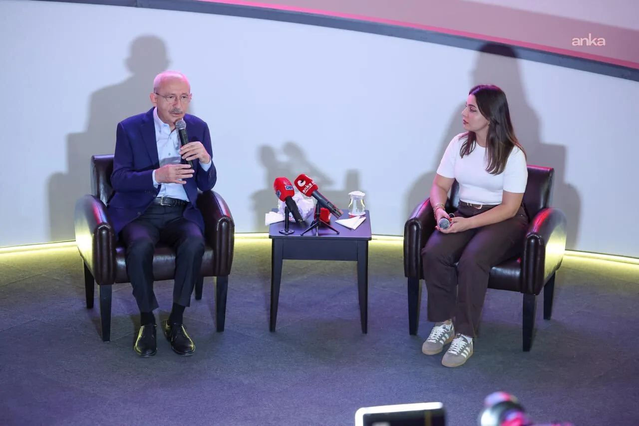 Kemal Kılıçdaroğlu gençlerle kuruluş yıl dönümünde buluştu — fotoğraf 2