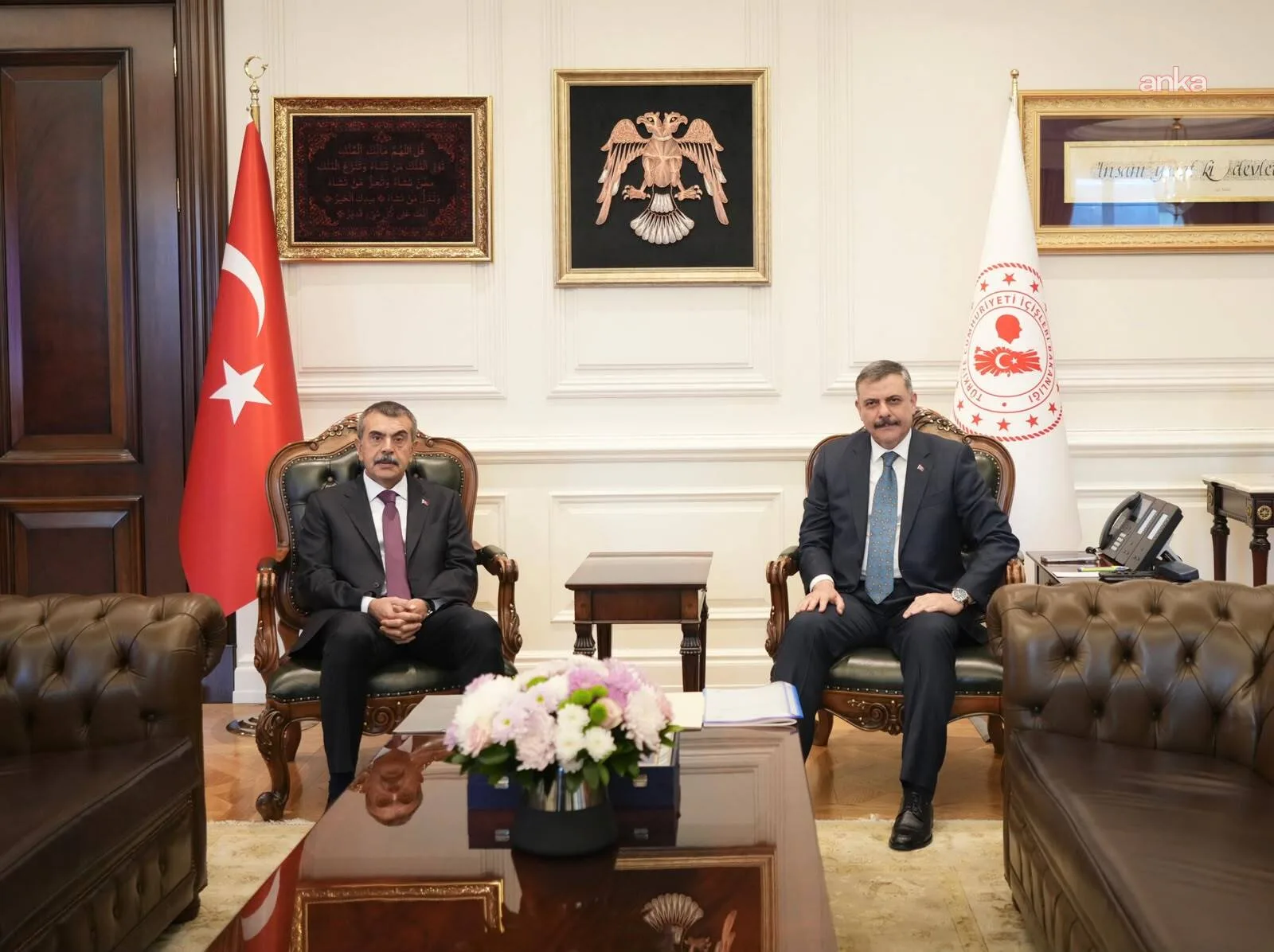 Mustafa Çiftçi ve Yusuf Tekin okul protokolü imzaladı