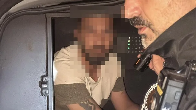 ESKİŞEHİR’DE SEYİR HALİNDEKİ KAMYONETTEN ATLAYARAK AĞIR YARALANAN KADININ, EHLİYETSİZ VE ALKOLLÜ KOCASI SİGARALARINI ALMANIN DERDİNE DÜŞMESİ ŞAŞIRTTI. ŞAHSA FARKLI MADDELERDEN 390 BİN TL CEZA YAZILDI.