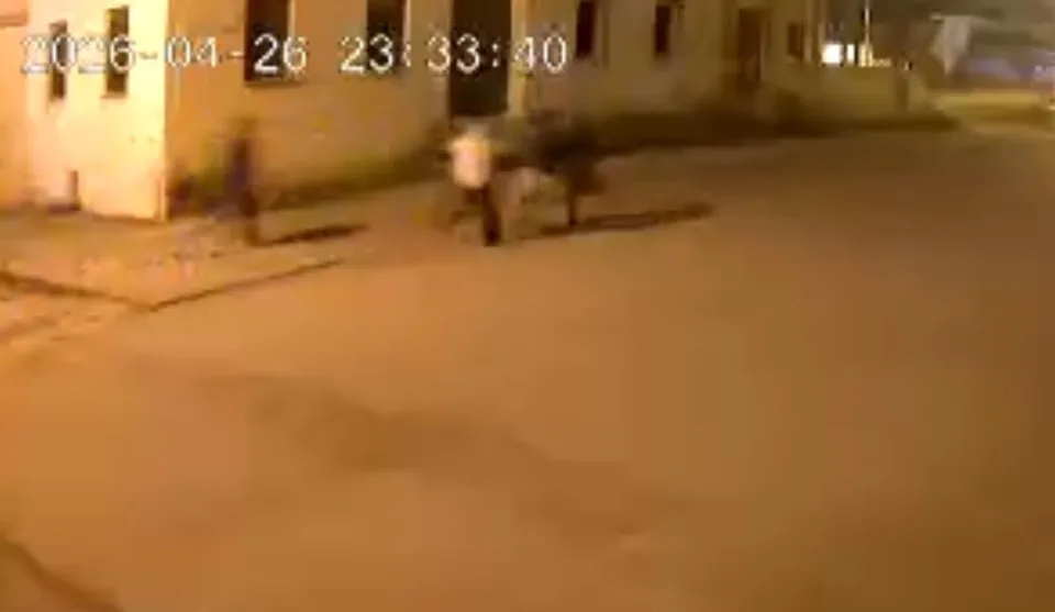 FATİH KURT'UN KAÇARKEN YERE DÜŞÜRÜLDÜĞÜ AN