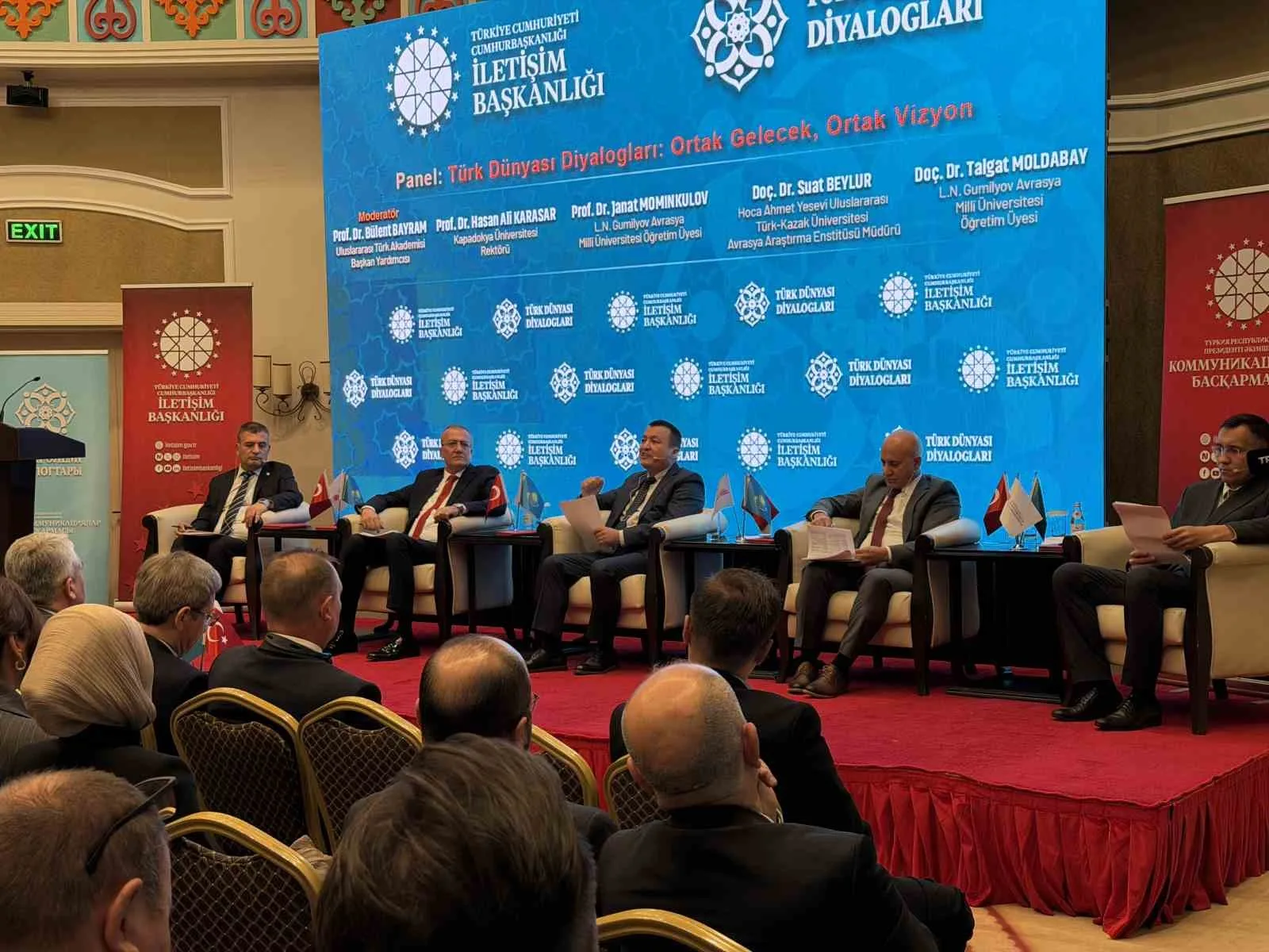 ASTANA'DA "TÜRK DÜNYASI DİYALOGLARI" PANELİ GERÇEKLEŞTİRİLDİ