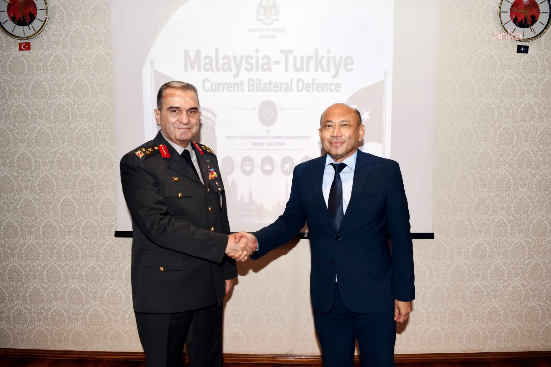 Korgeneral Altındağ, Malezya Savunma Bakanlığı Politikadan Sorumlu Genel Sekreter Yardımcısı bin Daud ile görüştü — fotoğraf 2