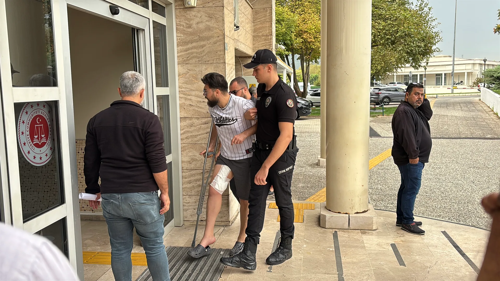 Muğla'daki operasyonda 13 şüpheli tutuklandı — fotoğraf 3