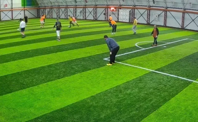 ŞİRKET BÜNYESİNDEKİ SPOR KULÜBÜNÜN DÜZENLEDİĞİ HALI SAHA FUTBOL TURNUVASINDA GEÇİRDİĞİ KALP KRİZİ GEÇİREN İŞÇİNİN ÖLÜMÜ İŞ KAZASI SAYILDI.