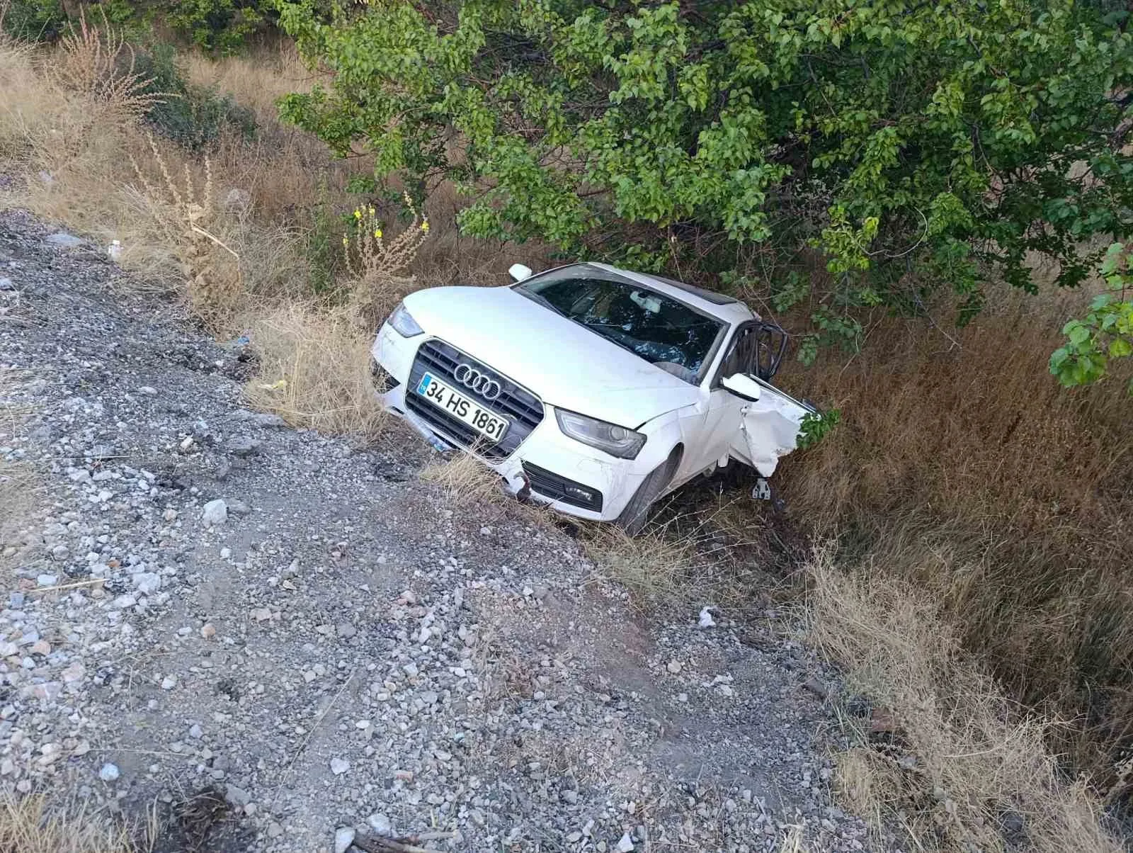 MALATYA’DA TIR İLE OTOMOBİL ÇARPIŞTI: 5 YARALI