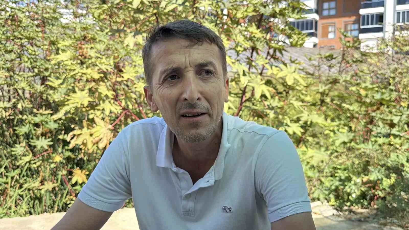 ŞAHİNLER MAHALLESİ MUHTARI NUMAN DEĞİRMENCİ, HÜSEYİN KARADENİZ'İN KAYBOLMASININ ARDINDAN MAHALLE SAKİNLERİ VE JANDARMA EKİPLERİYLE UZUN SÜRE ARAMA ÇALIŞMASI YÜRÜTTÜKLERİNİ SÖYLEDİ.