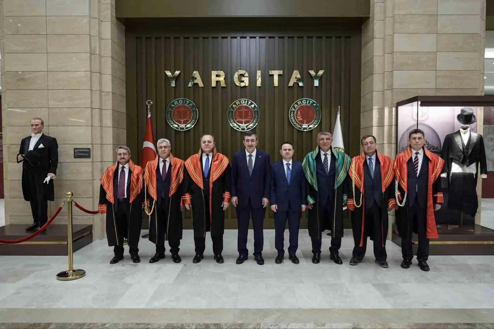 CUMHURBAŞKANI YARDIMCISI CEVDET YILMAZ, 2026-2027 ADLİ YILI AÇILIŞ TÖRENİ'NE KATILDI.